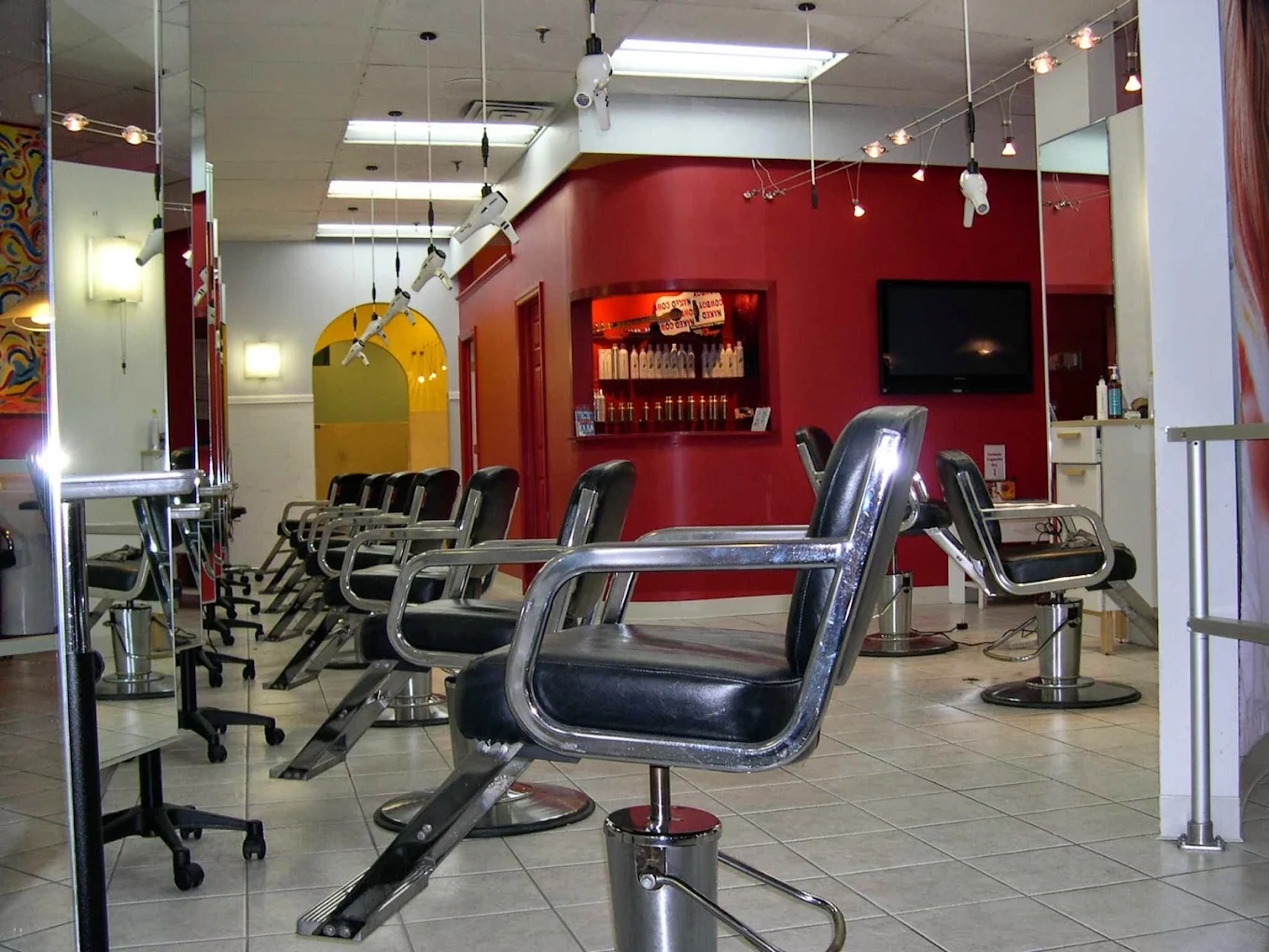 The salon floor with its signature red wall